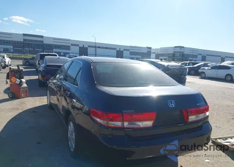 2004 Honda Accord 2.4 Lx z USA, uszkodzony, nr VIN 3HGCM56364G710992